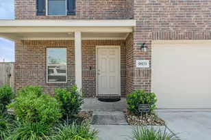 9803 Wembley Vis Ct, Baytown, TX 77521 - Photo 5