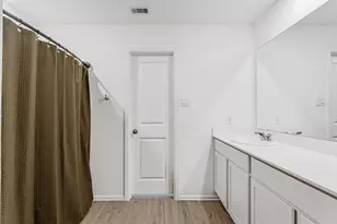 9803 Wembley Vis Ct, Baytown, TX 77521 - Photo 11