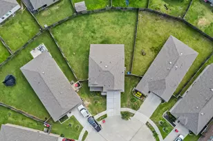 9803 Wembley Vis Ct, Baytown, TX 77521 - Photo 25