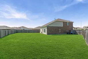 9803 Wembley Vis Ct, Baytown, TX 77521 - Photo 17