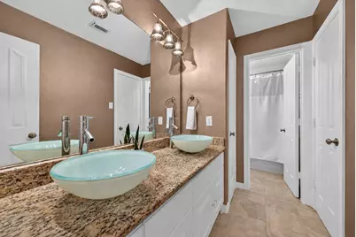 13611 Cottage Arbor Court, Sugar Land, TX 77498 - Photo 35