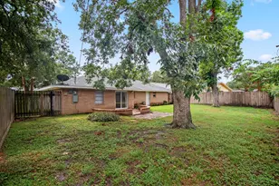10518 Mayfield Rd, Houston, TX 77043 - Photo 23