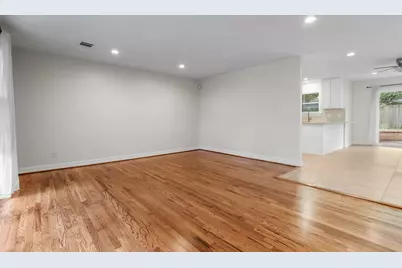 10518 Mayfield Road, Houston, TX 77043 - Photo 9