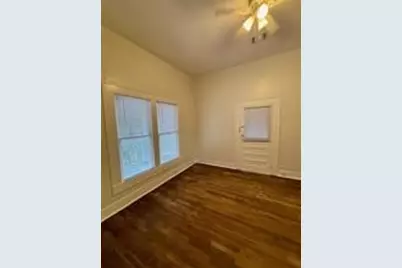 210 E Phillips Street, Conroe, TX 77301 - Photo 5