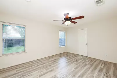 1006 Harrisburg Court, Rosenberg, TX 77471 - Photo 11
