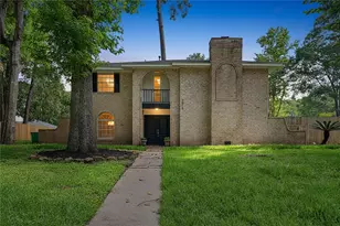 2019 Thousand Pines Dr, Houston, TX 77339 - Photo 1