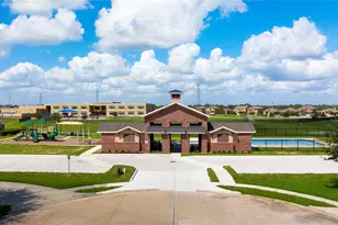 4702 Alluvial Cir, Alvin, TX 77511 - Photo 3