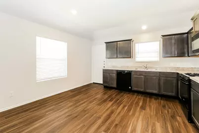 1216 Narrow Heights Drive, Conroe, TX 77301 - Photo 3