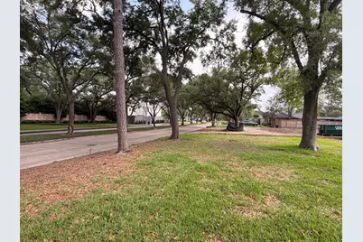 802 Chimney Rock Road, Houston, TX 77056 - Photo 7