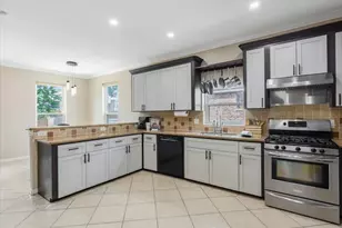 5343 Oak Cove Dr, Houston, TX 77091 - Photo 3