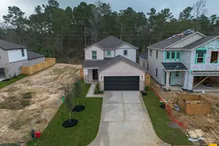 8015 Heroes Hall Dr, Magnolia, TX 77354 - Photo 3