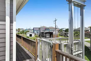 2429 Sand Crab, Crystal Beach, TX 77650 - Photo 7