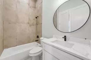 1942 Purswell Rd, Houston, TX 77055 - Photo 7