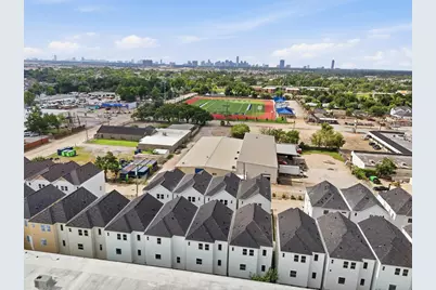 1942 Purswell Road, Houston, TX 77055 - Photo 37