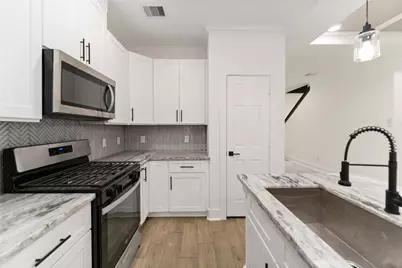 6736 Paris Street #A/B, Houston, TX 77021 - Photo 7