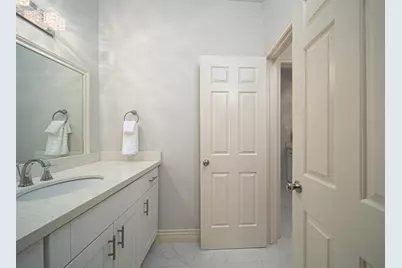 27 W Shaker Court, The Woodlands, TX 77380 - Photo 23