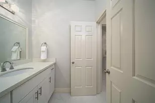 27 W Shaker Ct, The Woodlands, TX 77380 - Photo 23