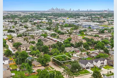 1949 Huge Oaks Street, Houston, TX 77055 - Photo 11
