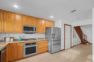 804 Bay Ave, Kemah, TX 77565 - Photo 17