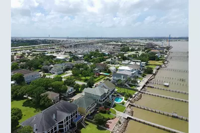 804 Bay Avenue, Kemah, TX 77565 - Photo 7