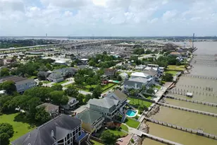 804 Bay Ave, Kemah, TX 77565 - Photo 7