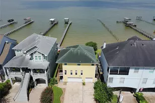 804 Bay Ave, Kemah, TX 77565 - Photo 9