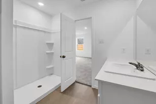 2818 Cedar Rock St, League City, TX 77573 - Photo 11