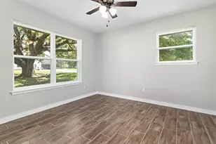 1145 Cuniff, Sour Lake, TX 77659 - Photo 17