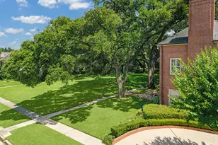 2445 Stanmore Dr, Houston, TX 77019 - Photo 35