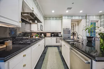 2445 Stanmore Drive, Houston, TX 77019 - Photo 11