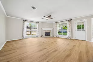 9806 Gold Cup Way, Houston, TX 77065 - Photo 7