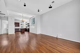 2352 Sperber Ln, Houston, TX 77003 - Photo 9