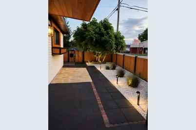 3702 Cochran Street #1, Houston, TX 77009 - Photo 9