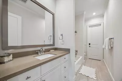 1710 Michigan Street, Houston, TX 77006 - Photo 23