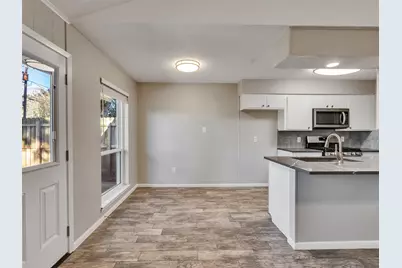 709 David Avenue, League City, TX 77573 - Photo 9