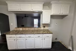 7824 Detroit St, Houston, TX 77017 - Photo 5