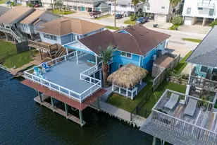 523 Pompano St, Bayou Vista, TX 77563 - Photo 3