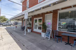 1502 39th St, Galveston, TX 77550 - Photo 3