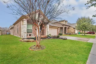 6715 Hunters Trace Ln, Baytown, TX 77521 - Photo 3