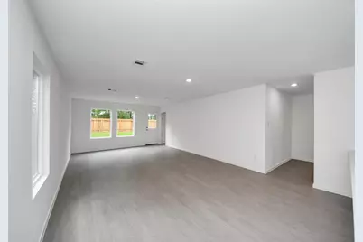 13507 Bay Springs Dr, Conroe, TX 77303 - Photo 17