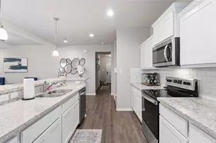 562 Momma Bear Dr, College Station, TX 77845 - Photo 13