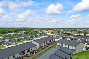 562 Momma Bear Dr, College Station, TX 77845 - Photo 33