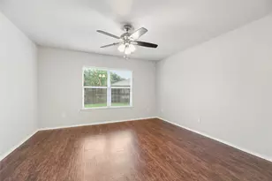 17211 Timber Cliff Ct, Cypress, TX 77429 - Photo 9