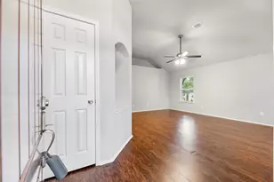 17211 Timber Cliff Ct, Cypress, TX 77429 - Photo 3