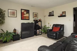 1802 S Oronogo St, Other, MO 64870 - Photo 9