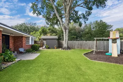 2109 Tison Street, Brenham, TX 77833 - Photo 23