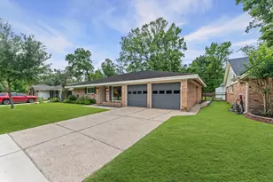 1167 Chamboard Ln, Houston, TX 77018 - Photo 9