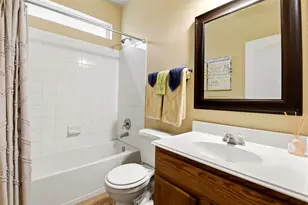12931 Fenland Field Ln, Houston, TX 77047 - Photo 15