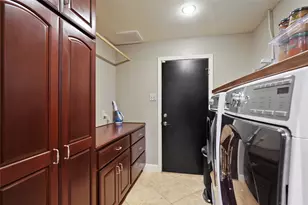 10710 Overbrook Ln, Houston, TX 77042 - Photo 21
