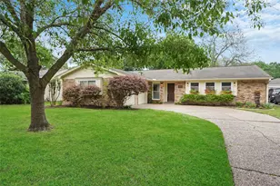 10710 Overbrook Ln, Houston, TX 77042 - Photo 33